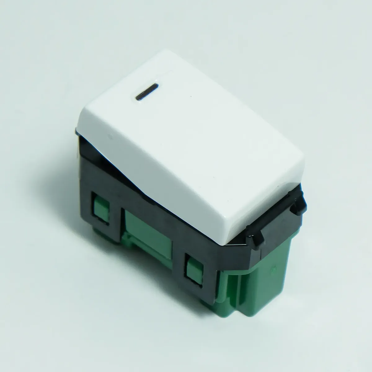 สวิตซ์เมจิก VENA(ใหม่) เสียบล็อค LS1641